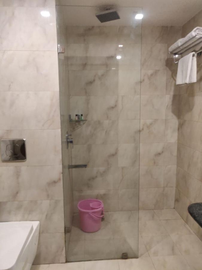 Hotel Casaya Inn Chinhat Eksteriør bilde